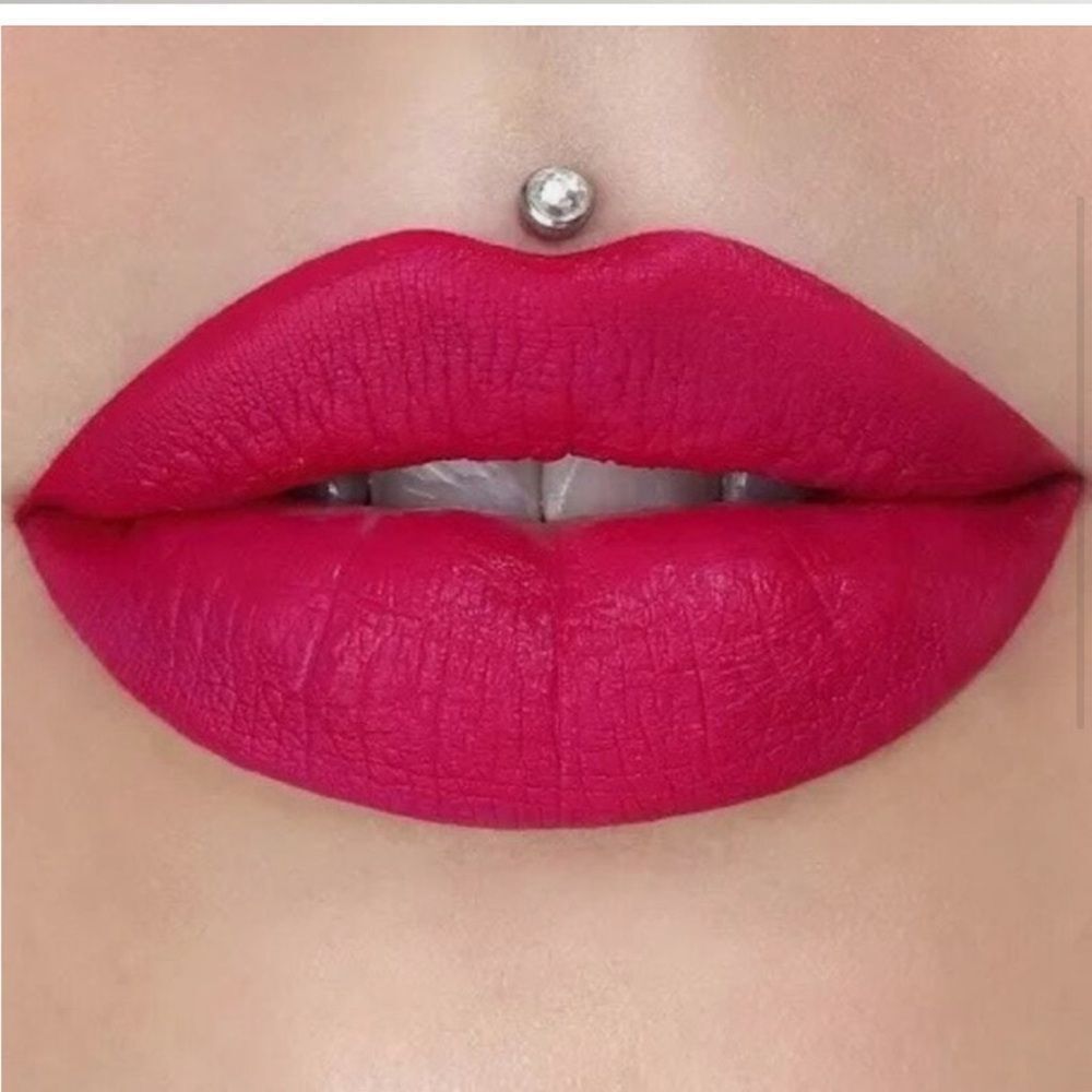 NIB Jeffree Star Velour Liquid‎ Lipstick in PINK KITTEN